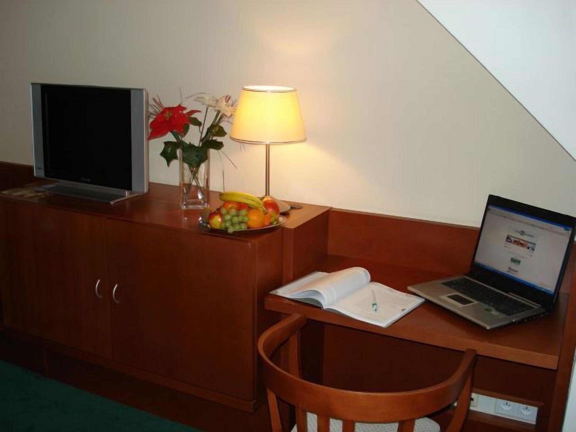 Hotel Popelka Prag Dış mekan fotoğraf