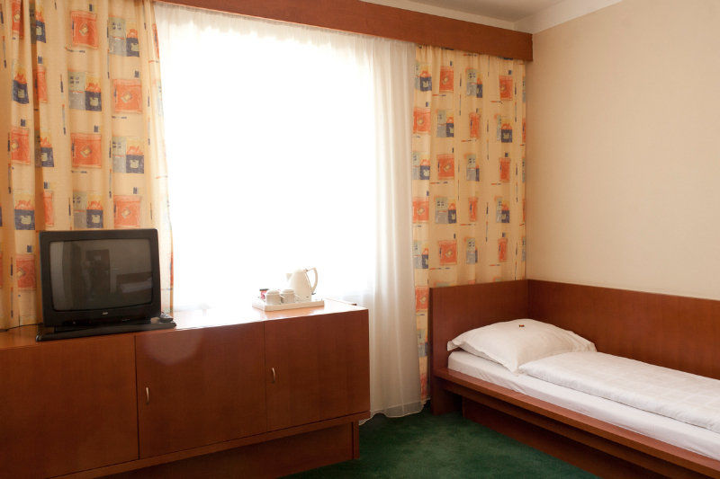 Hotel Popelka Prag Dış mekan fotoğraf