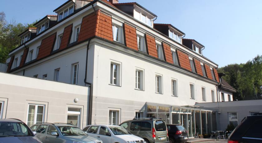 Hotel Popelka Prag Dış mekan fotoğraf
