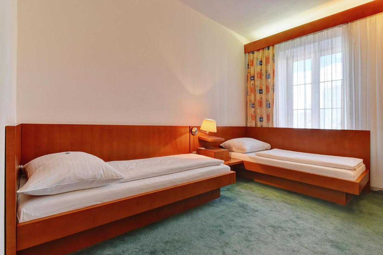 Hotel Popelka Prag Dış mekan fotoğraf
