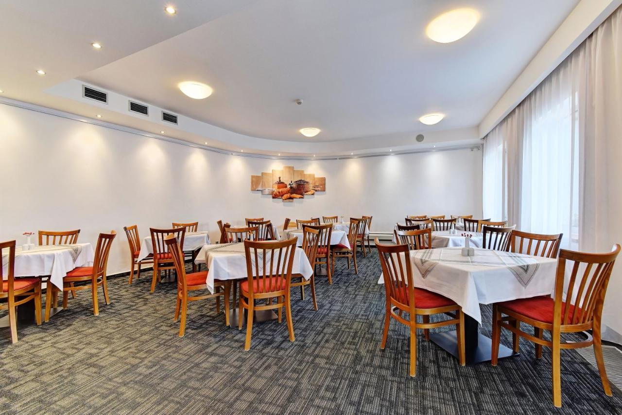 Hotel Popelka Prag Dış mekan fotoğraf
